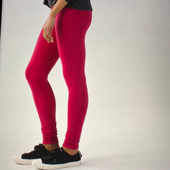 🍋Lululemon Wunder Under
Pant Ill ()
Cranberry / Alarming
Size… - Picture 5 of 10